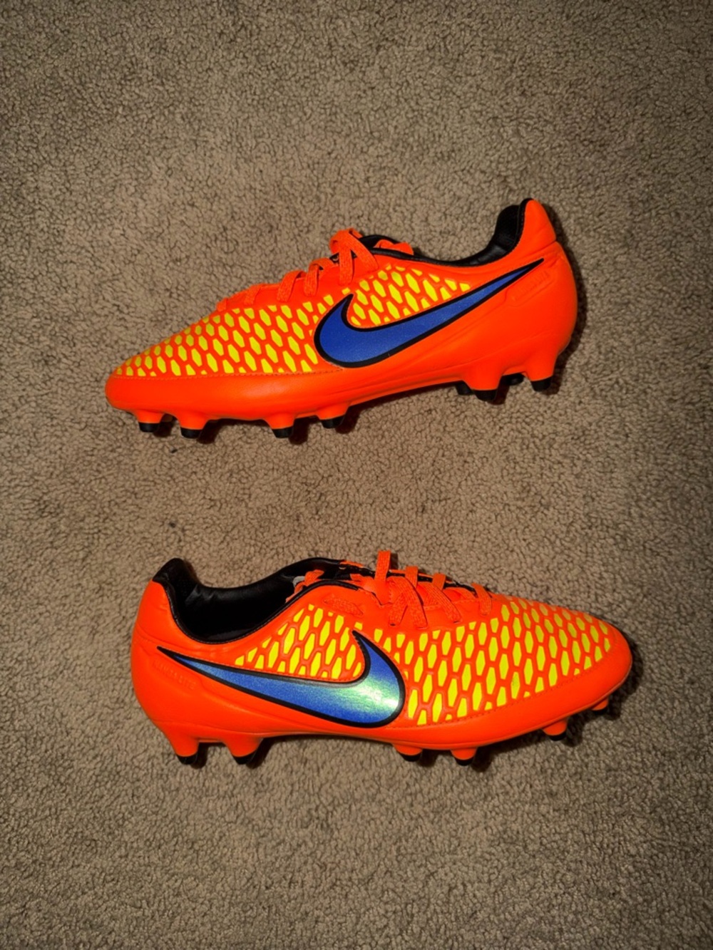 Nike Magista Onda Kanga-Lite Leather Size 8.5 Orange Blue Soccer Cleats